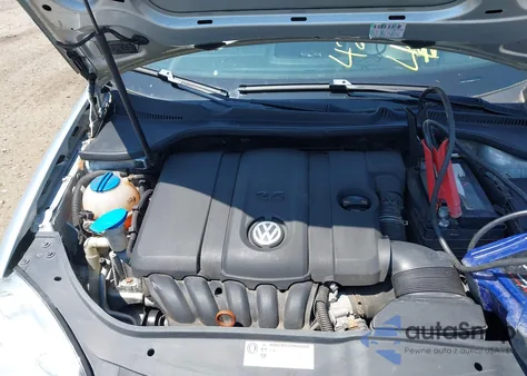 2010 Volkswagen Jetta Se z USA, uszkodzony, nr VIN 3VWRZ7AJ9AM037296